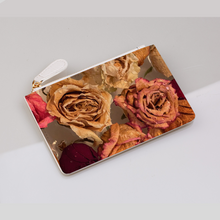 Load image into Gallery viewer, Rose Print Coin Purse